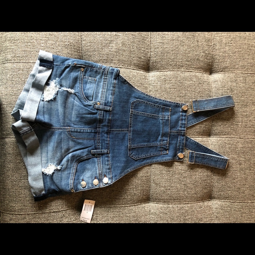 Jean short overalls 😍